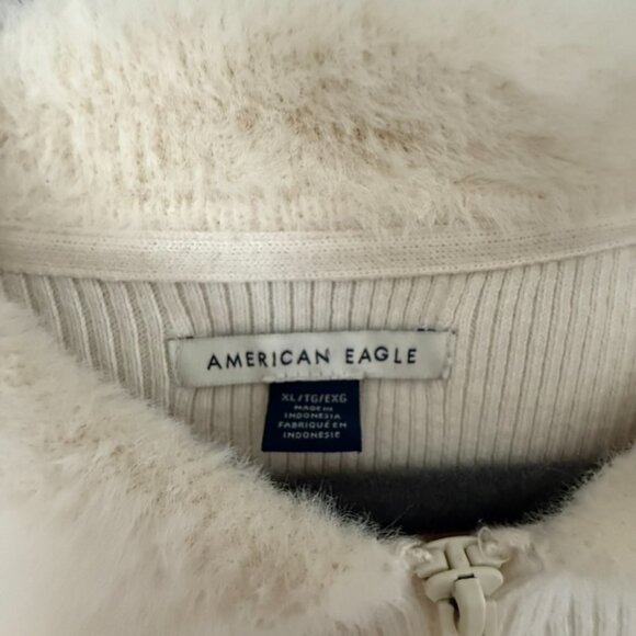 American Eagle | XL | Eyelash Collar Zip Sweater | Cream - Picture 5 of 7